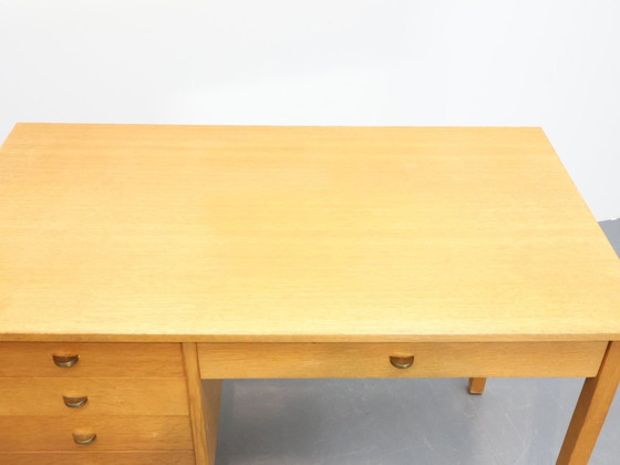 Image 1 of Vintage Bureau Eiken