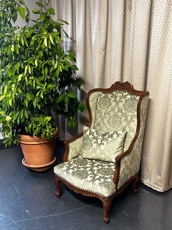 Image 1 of Wing Chair Nieuw Bekleed Met Kussen