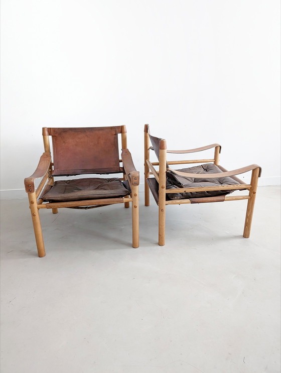 Image 1 of 2x Arne Norell 'Sirocco' Safari Stoelen