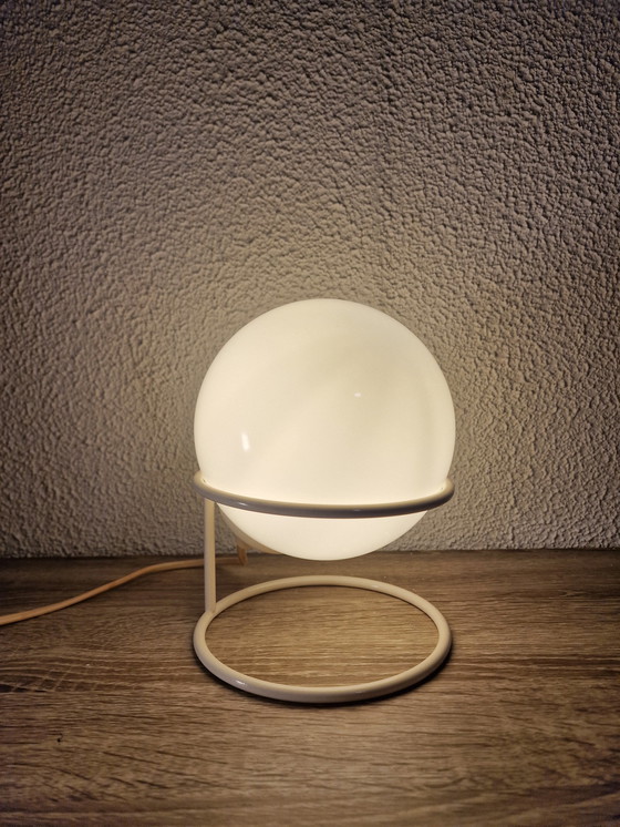 Image 1 of Vintage Globe Bol Lamp