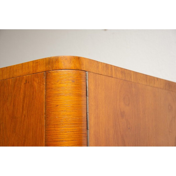 Image 1 of Vintage Bauhaus eikenhouten kast door Vichr en Spol voor Kovona, Tsjecho-Slowakije 1930