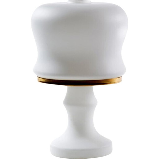 Vintage wit glazen en koperen tafellamp van Osvetlovaci Sklo, Tsjecho-Slowakije 1970