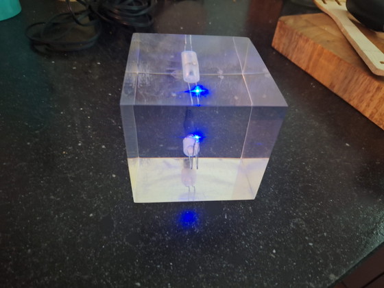 Image 1 of Art Deco Design Led lampen Chris Levine Habitat Plugg Led Cube