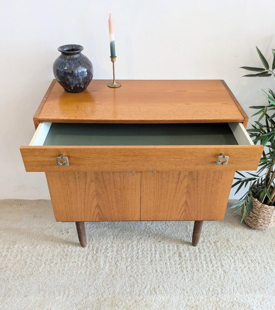 Image 1 of Vintage Scandinavisch Dressoir 