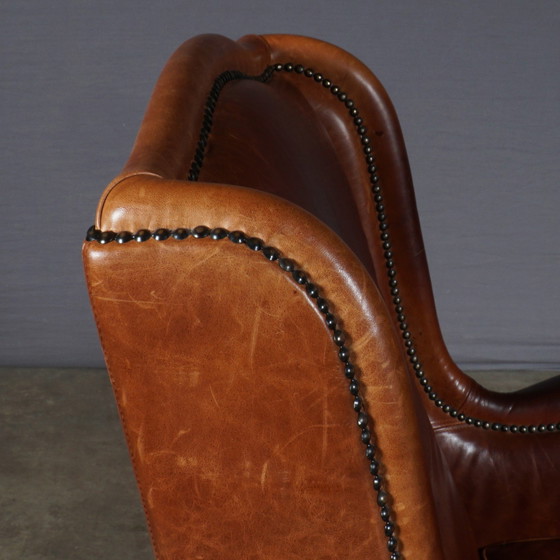 Image 1 of Vintage Lederen Wingback Fauteuil – Bruin – Metalen Nagels