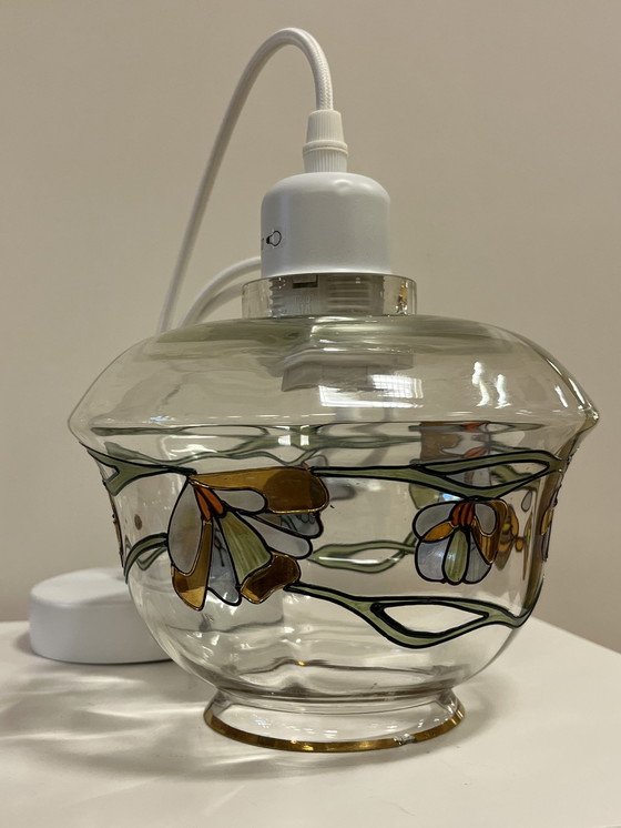 Image 1 of Vintage Hanglamp Glas Gekleurd met Bloemen en Vlinders