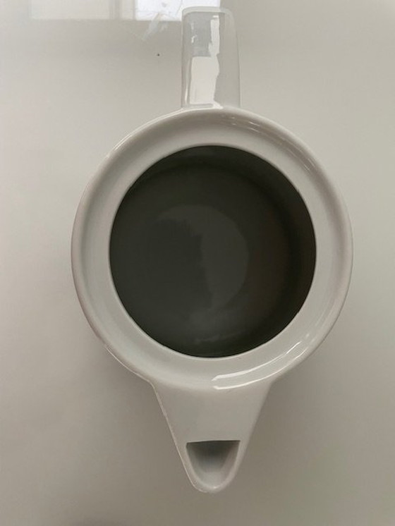 Image 1 of Moderne Design Theepot Babyblauw, Wit Met Zwarte Rand