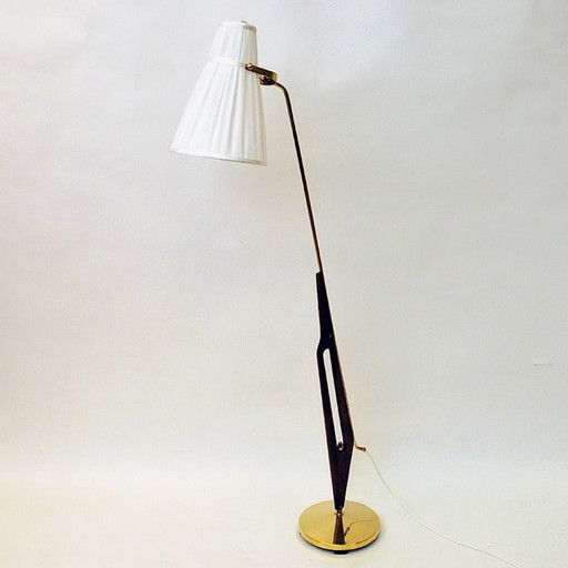 Zweedse vintage vloerlamp van messing en teakhout, Hans Bergström voor Asea, jaren 1950