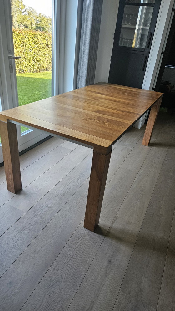 Image 1 of Leolux Vivre  Eettafel Uitschuifbaar