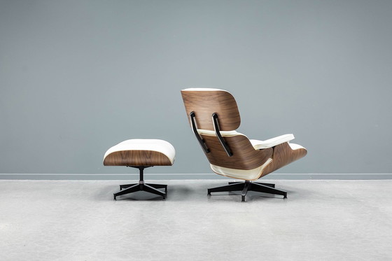 Image 1 of Eames Lounge Stoel + Ottoman