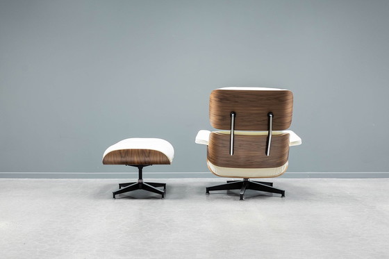 Image 1 of Eames Lounge Stoel + Ottoman