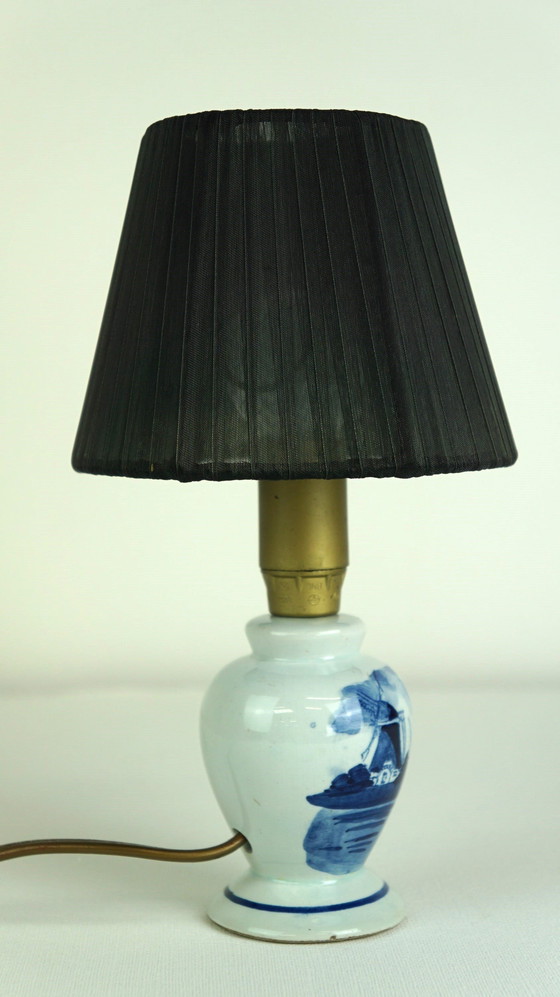 Image 1 of Delfts Blauw Aardewerken Lampje Met Een Molen