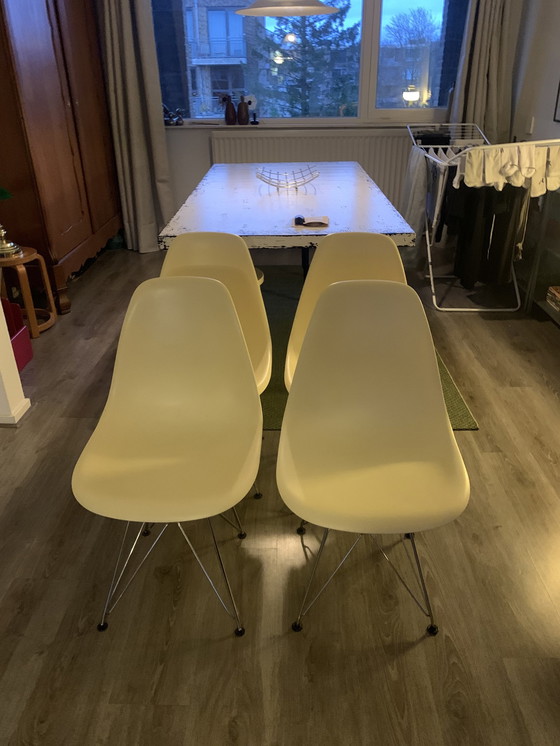 Image 1 of 4x Replica DSR Eetkamerstoel