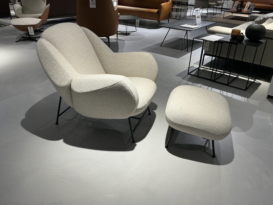 Image 1 of Leolux Anton Fauteuil + Voetenbank Toonzaalmodel