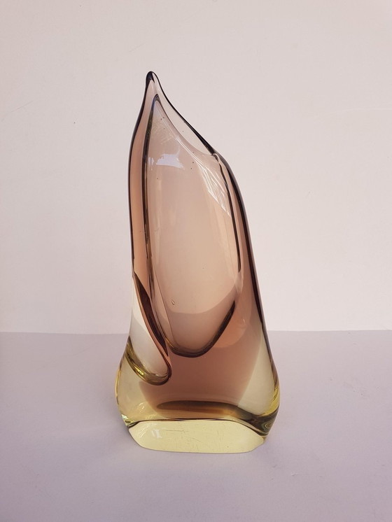 Image 1 of Amber Boheemse Vaas Met 2 Openingen Door Klinger Miroslav & Josef Cvrček