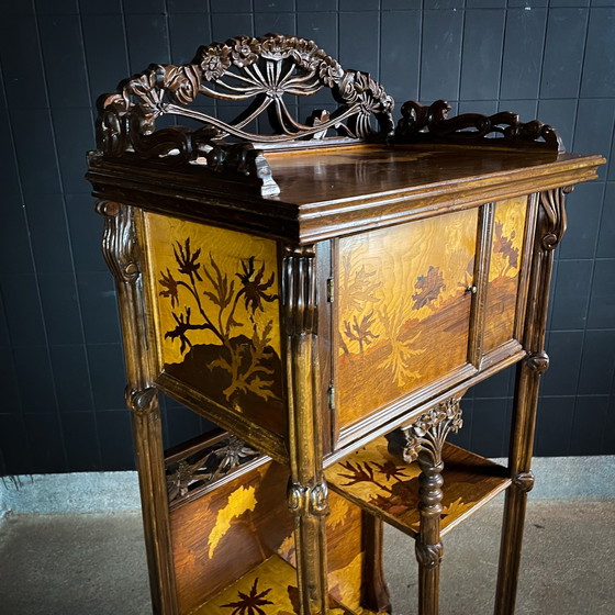 Image 1 of Vintage Etagere Kast – in de Stijl van Émile Gallé