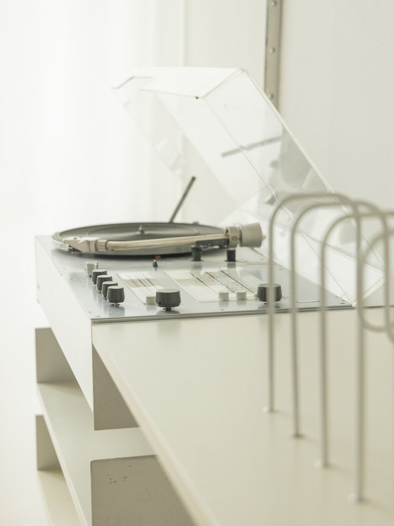 Image 1 of  Aan de wand gemonteerd audiosysteem Dieter Rams, Braun