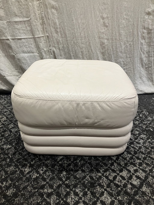 Lederen Poef / Hocker/ Ottoman