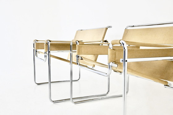 Image 1 of Paar "Wassily" fauteuils van Marcel Breuer voor Gavina, 1970S