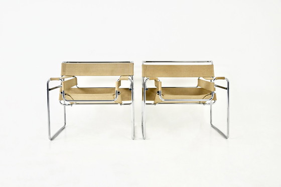 Image 1 of Paar "Wassily" fauteuils van Marcel Breuer voor Gavina, 1970S