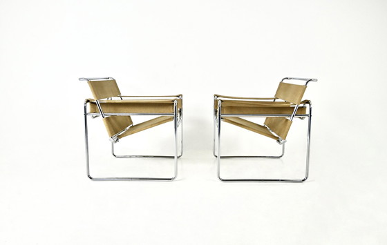 Image 1 of Paar "Wassily" fauteuils van Marcel Breuer voor Gavina, 1970S