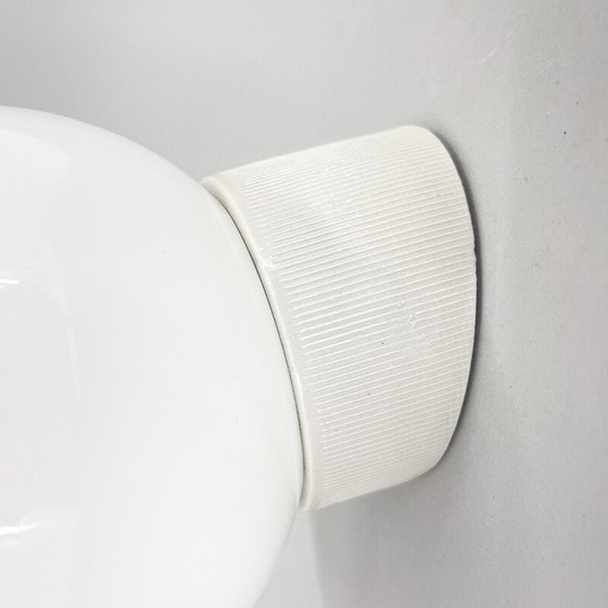 Image 1 of Vintage wandlamp van keramiek en melkglas