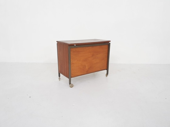 Image 1 of Mid-century teakhouten en metalen tv-tafel / trolley