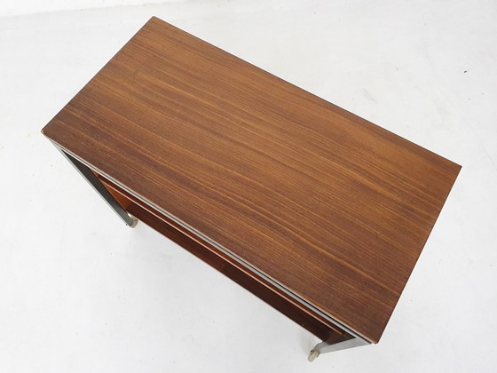 Image 1 of Mid-century teakhouten en metalen tv-tafel / trolley