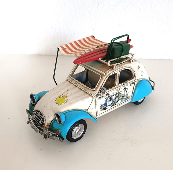 Image 1 of Retro Model Auto Van Een Citroen 2Cv 
