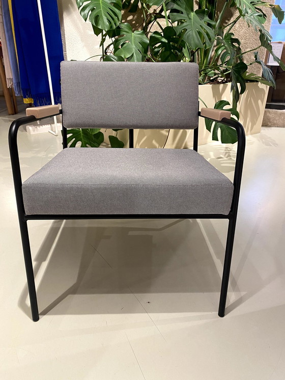 Image 1 of Fest - Maandag Fauteuil Met Armleuning - Zwart Frame - Natural Armen