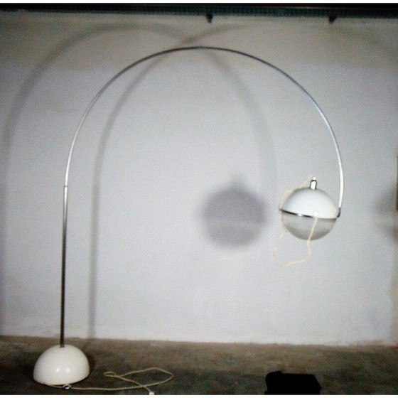 Image 1 of Vintage vloerlamp Guzzini van Fabio Lenci