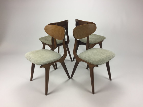 Image 1 of 4 Louis van Teeffelen eetkamer stoelen