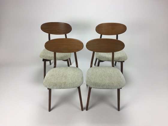 Image 1 of 4 Louis van Teeffelen eetkamer stoelen