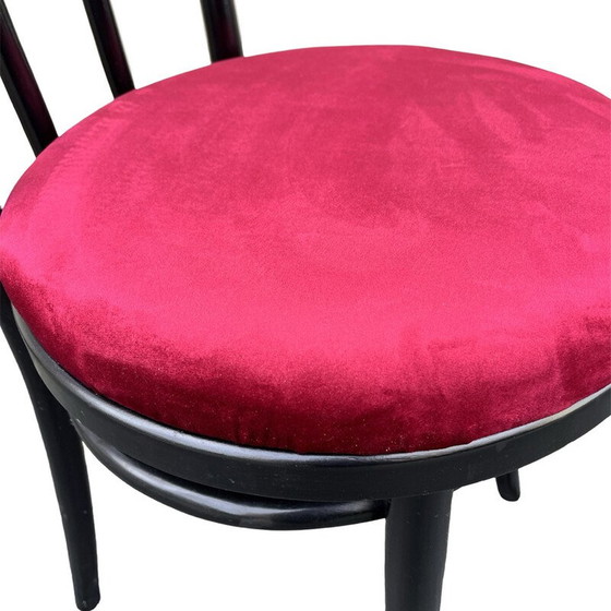 Image 1 of Vintage beukenhouten en stoffen stoelen van Michael Thonet voor Ton, Polen 1970