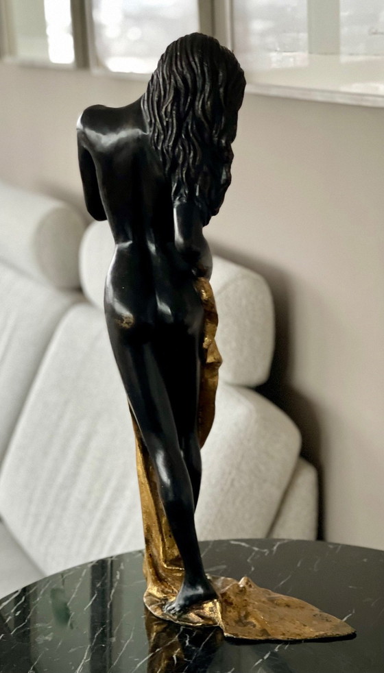 Image 1 of Art Deco Bronzen Beeld Lumiere