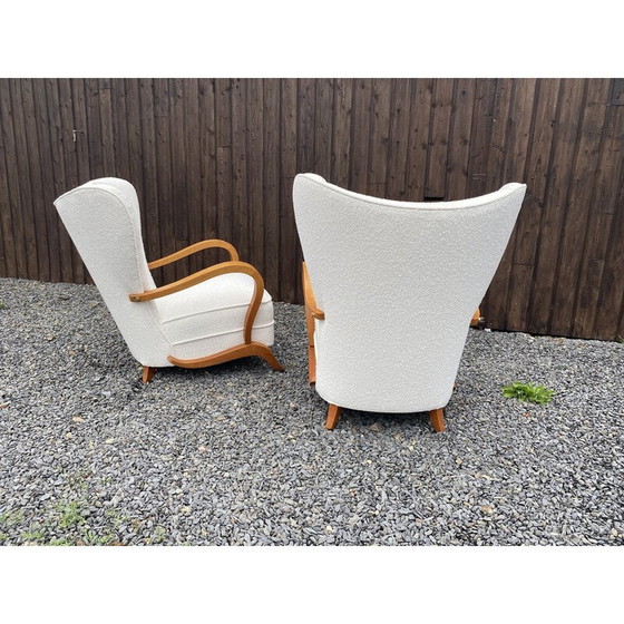 Image 1 of Paar vintage fauteuils met oren van witte krulstof, Italië 1960