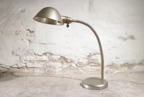 Image 1 of Industrieel Vintage  D.R.G.M. tafel- of wandlamp