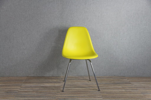 1X Dsx Charles Ray Eames Vitra Stoel 