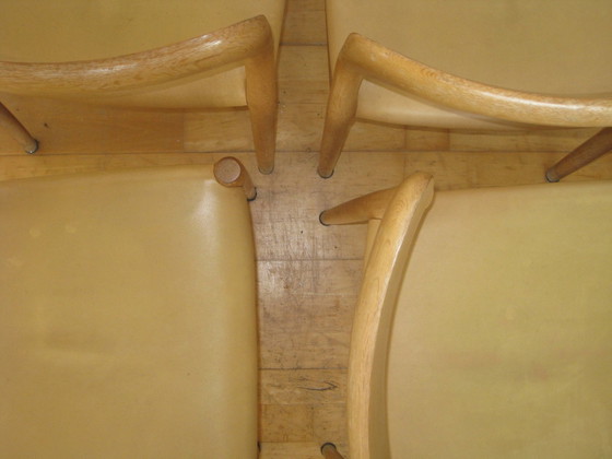 Image 1 of 4 Deense Eetkamerstoelen J. L. Møller Model 75