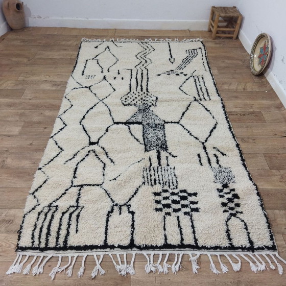 Image 1 of Handgemaakte Berber Tapijt Zwart En Wit - Handgemaakt Berber Tapijt Zwart En Wit