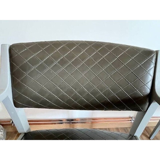 Image 1 of Paar vintage grijze fauteuils van imitatieleer