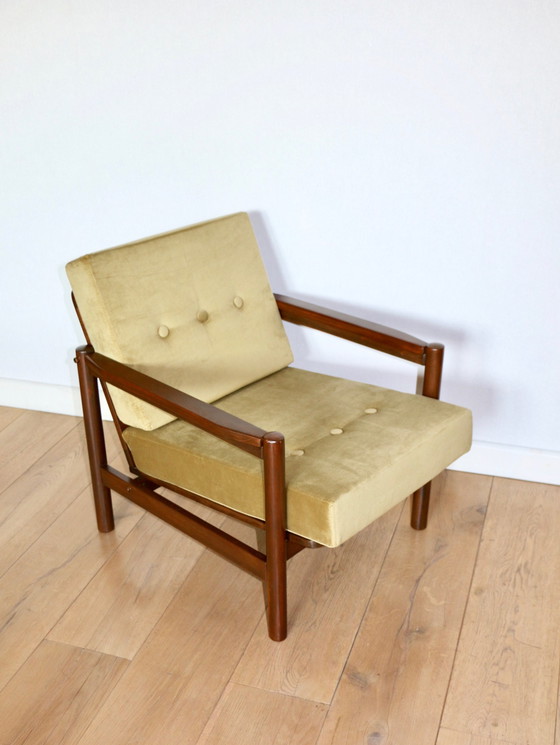 Image 1 of Vintage fauteuil in olijf citroen fluweel, 1970S