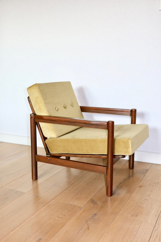 Image 1 of Vintage fauteuil in olijf citroen fluweel, 1970S