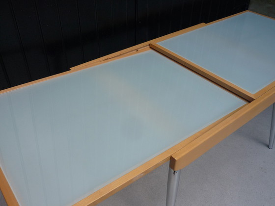 Image 1 of Eettafel van glas en hout