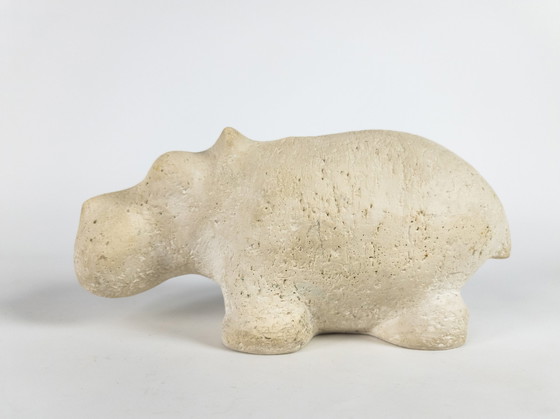 Image 1 of Orhan Otay sculptuur van een nijlpaard