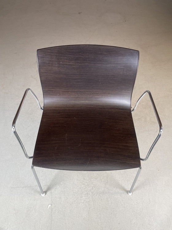 Image 1 of Arper Set Tafel Met 4X Catifa Chair