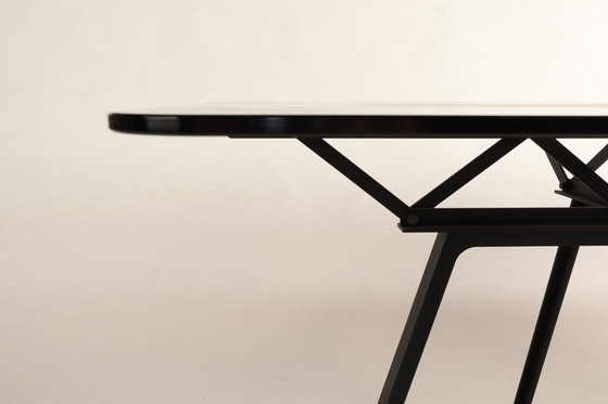 Image 1 of Spectrum Endless tafel by Aart van Asseldonk