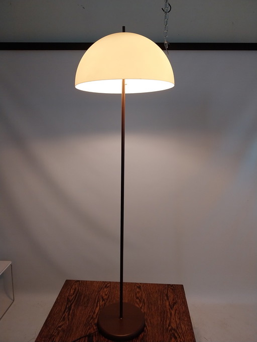 1 x Dijkstra mushroom vloerlamp. 