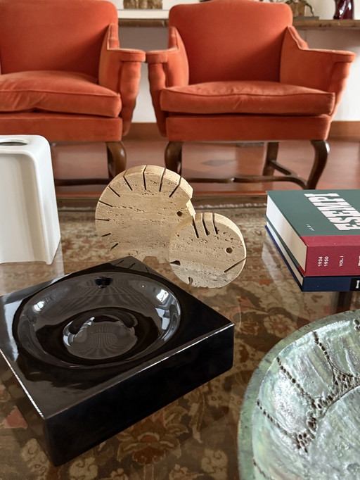 Travertijnen figuren: Stekelvarken en vis, Fratelli Mannelli, Italië 1970