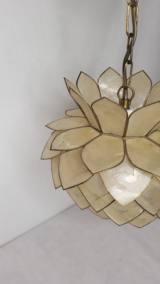 Image 1 of Florale parelmoer hanglamp